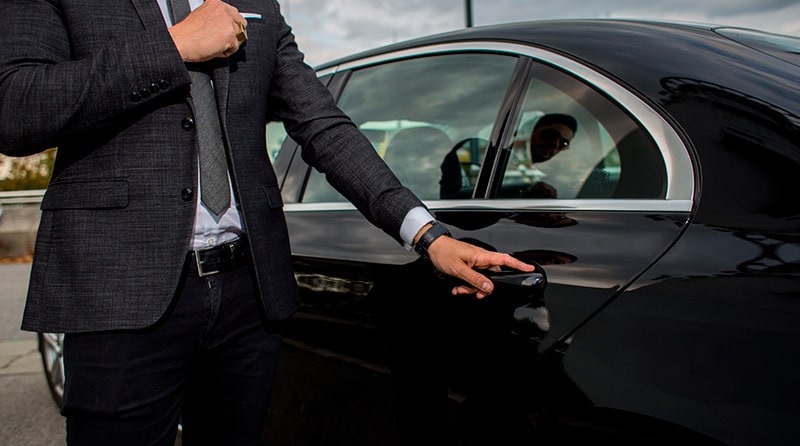 Réservez un VTC à Montpellier - Réservation chauffeur privé Montpellier
